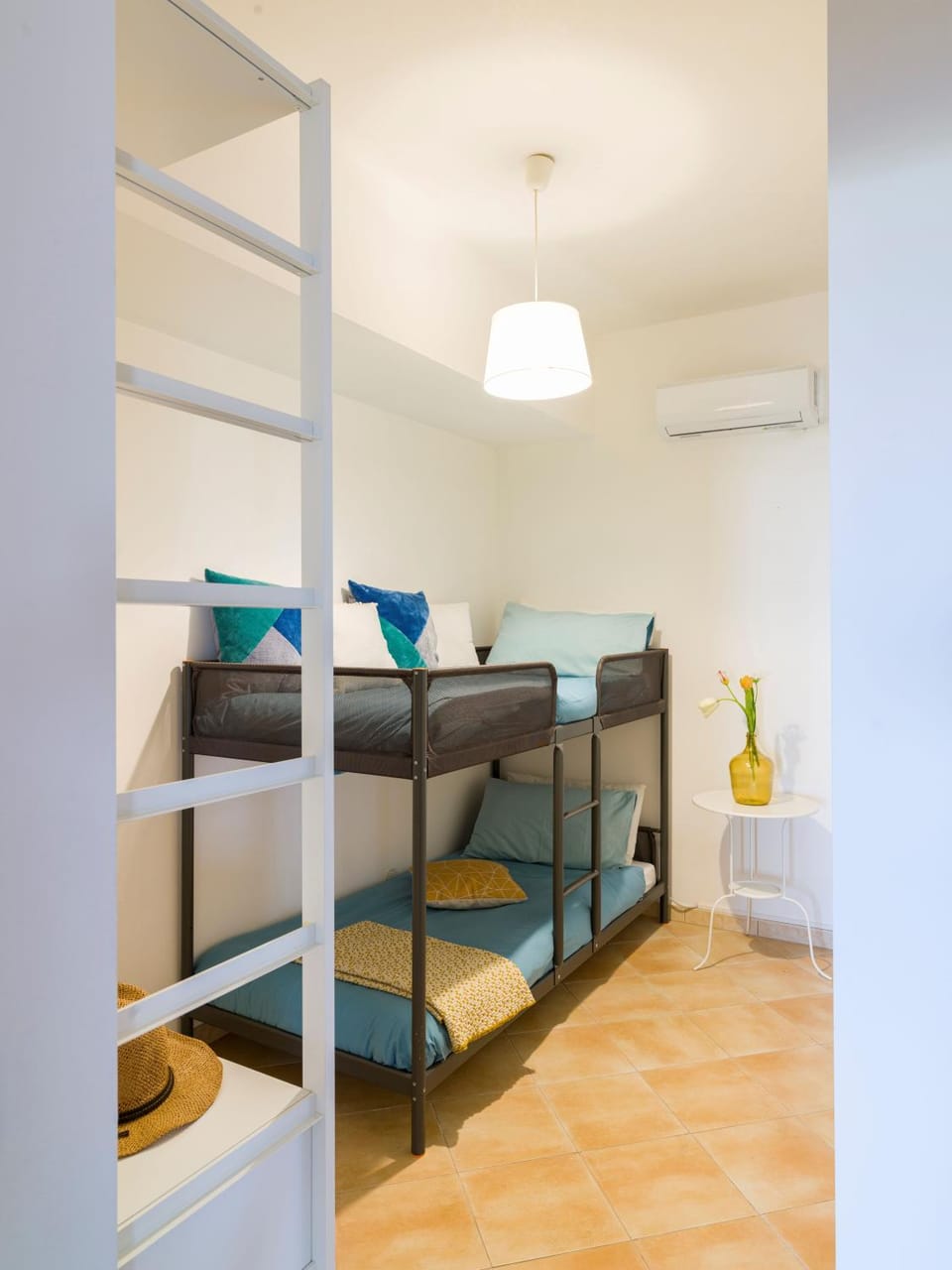 bunk bed