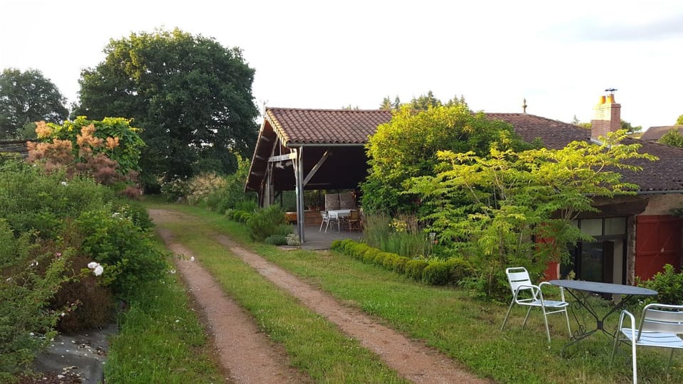 Property building, Garden, Garden view