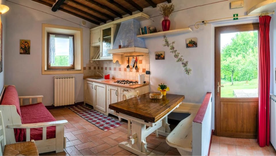 Agriturismo Bagnolo Farm Stay in Tuscany