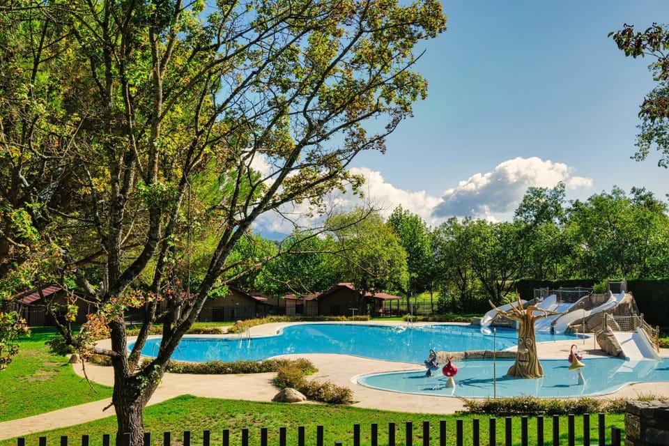 Natural landscape, Swimming pool