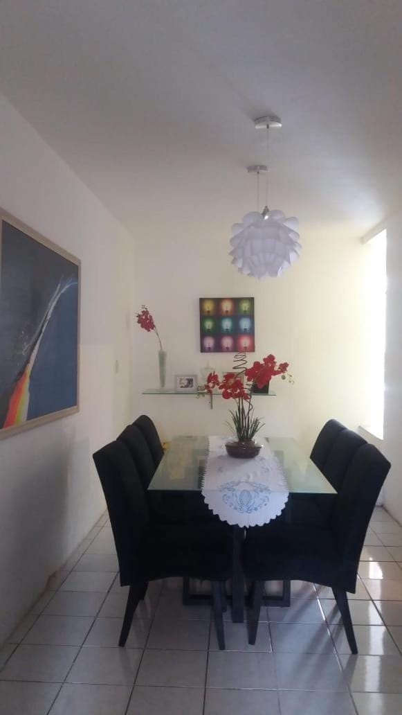 Casa próx a shopping, praia e centro de eventos House in Fortaleza