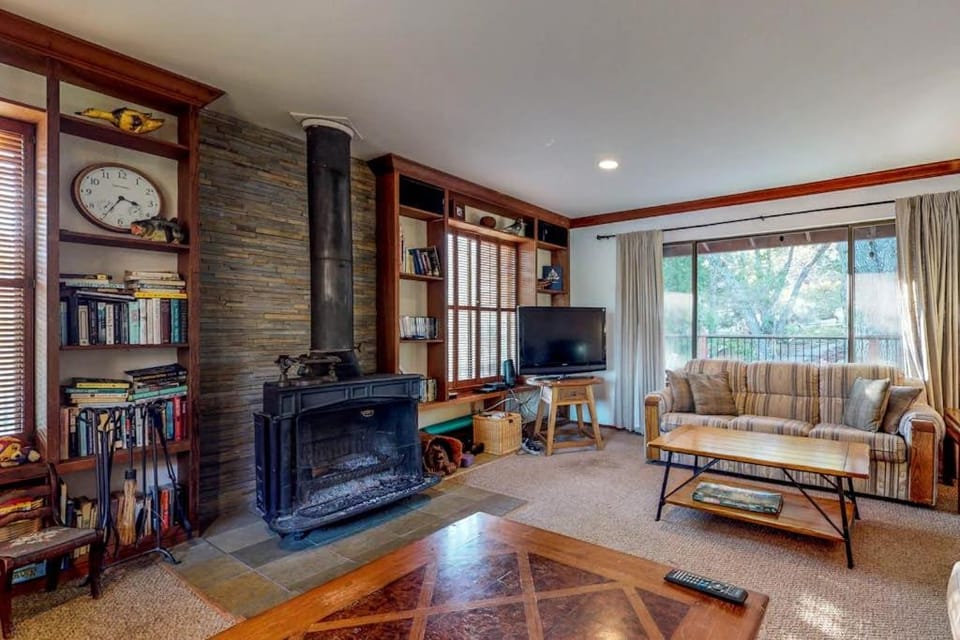 Heart's Desire on the Lake (01-275) House in Groveland