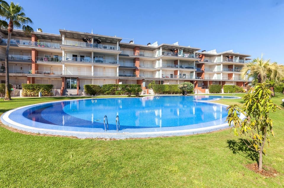 Garden, Swimming pool
