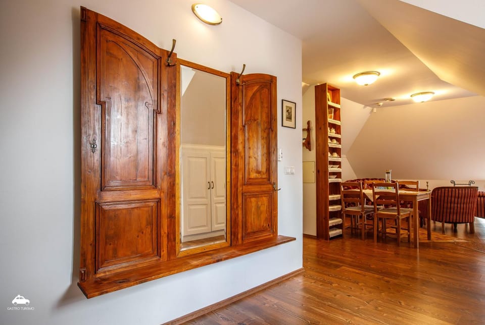 Coffee/tea facilities, Living room, Seating area