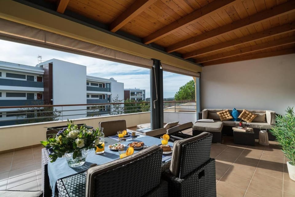 Balcony/Terrace, Lounge or bar