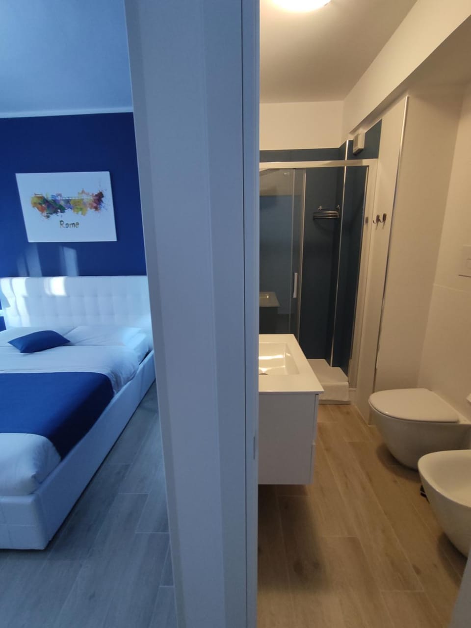 Toilet, Bed, Bathroom, Bedroom