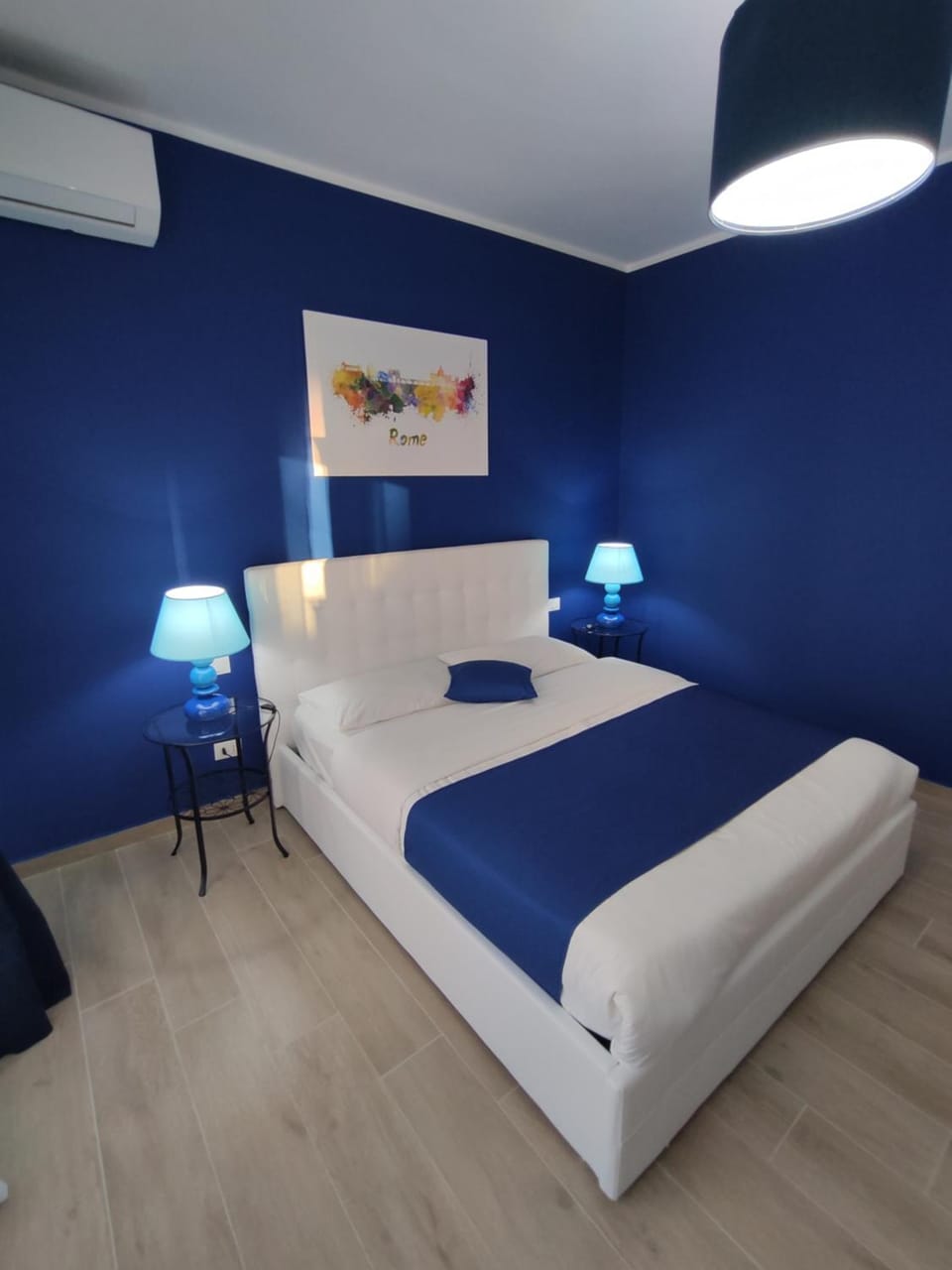 Bed, Bedroom, air conditioner