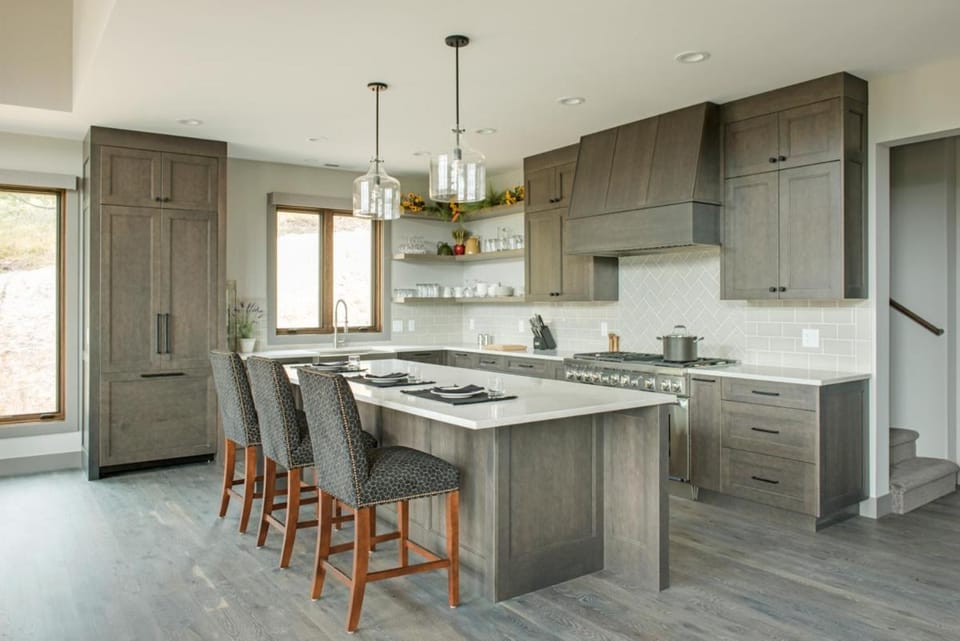 Hunts View House in Big Sky