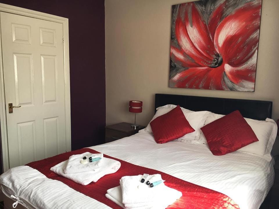 Bed, Bedroom