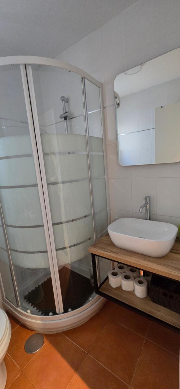 Shower, Bathroom