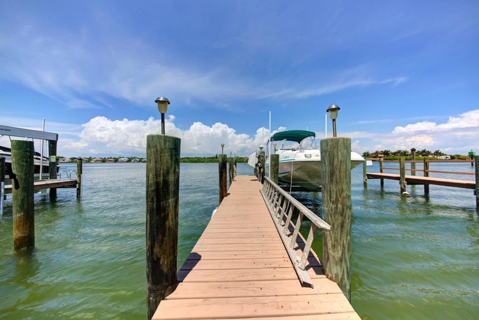 Beautiful property on Siesta Key Villa in Siesta Beach
