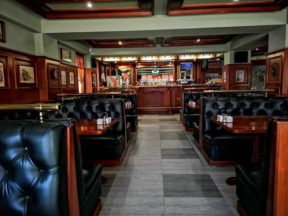 Lounge or bar