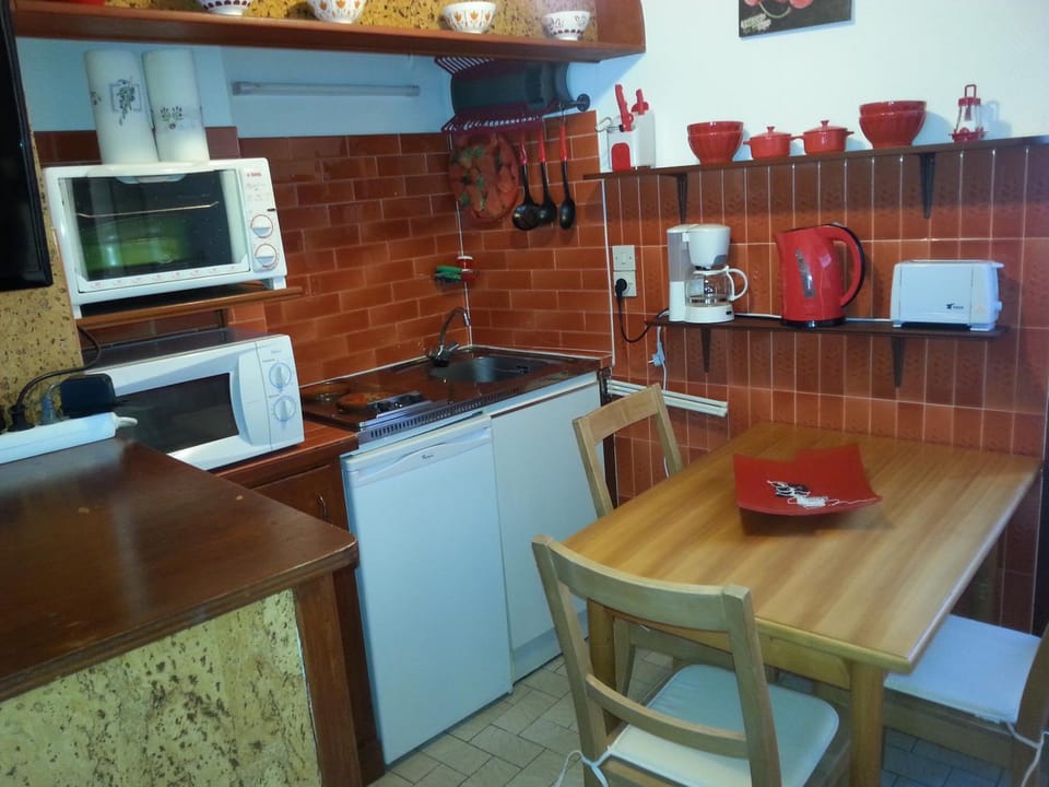 6bis rue de l'eglise Apartment in Alt Empordà