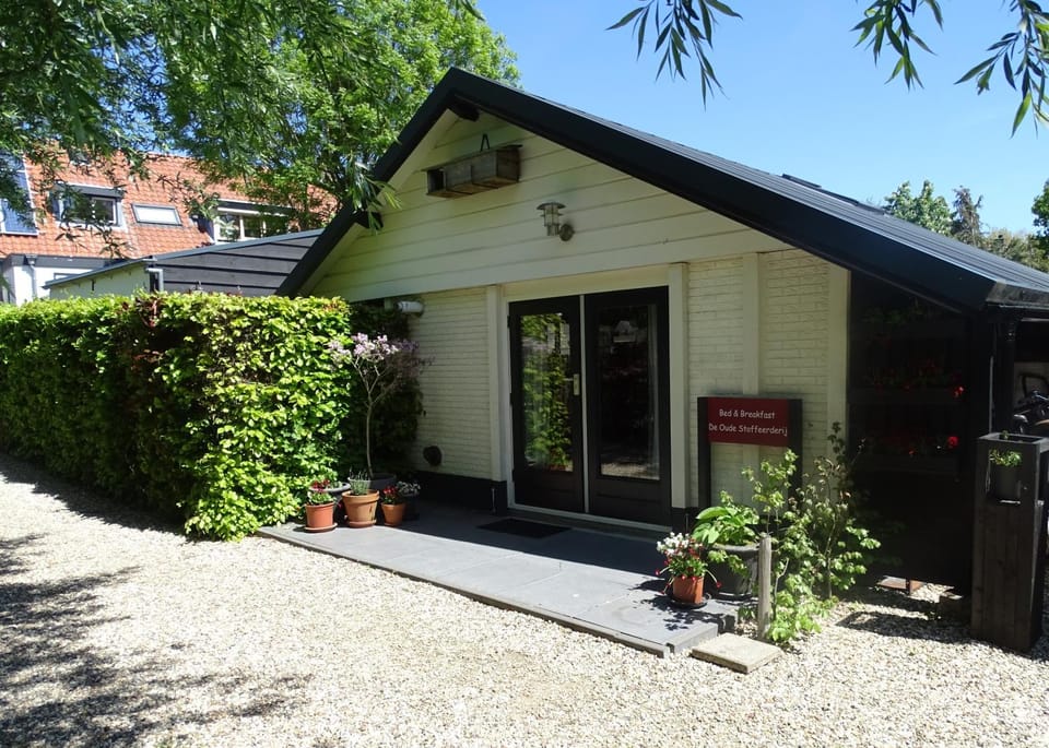 De Oude Stoffeerderij Bed and Breakfast in South Holland (province)