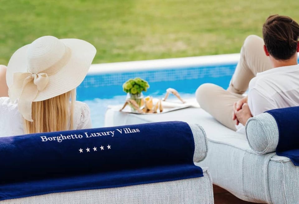 People, Guests, Garden view, Swimming pool, towels