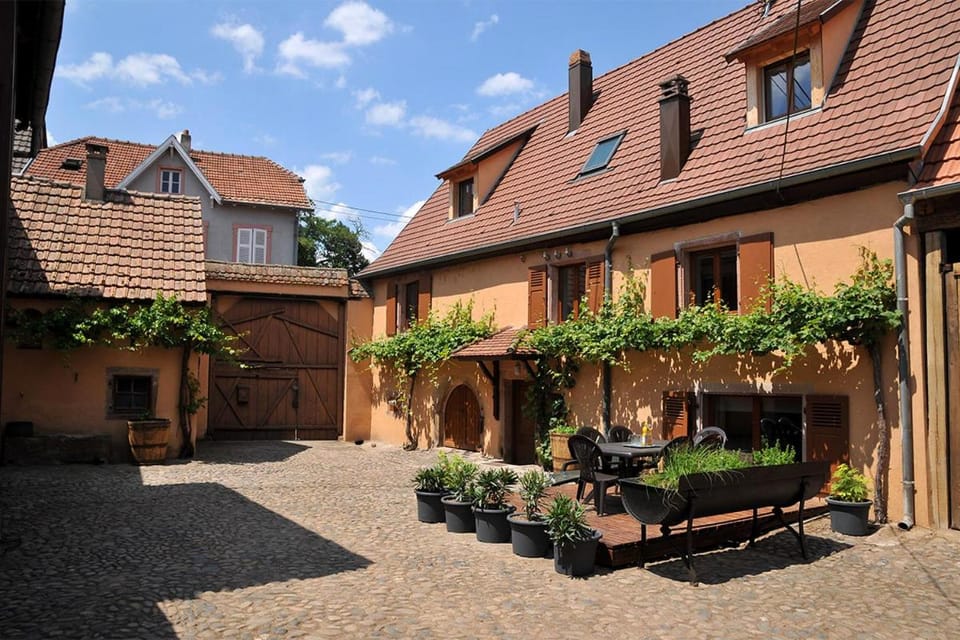 Inner courtyard view