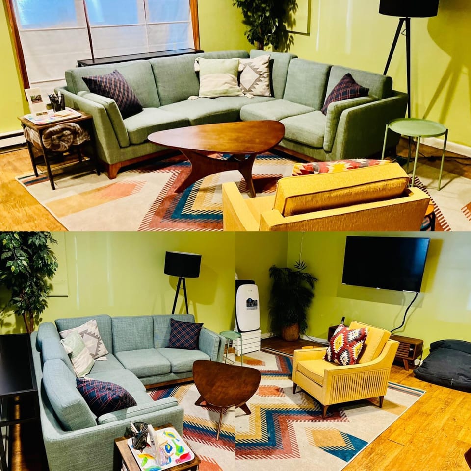 Living room, Seating area, Evening entertainment