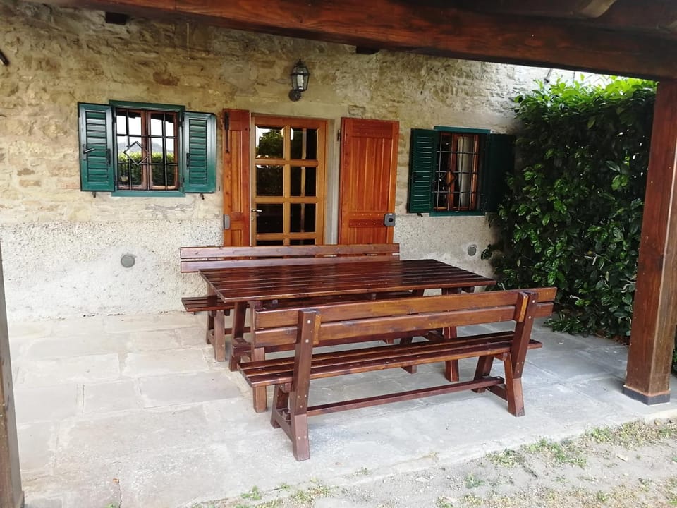 Patio, Facade/entrance, Dining area