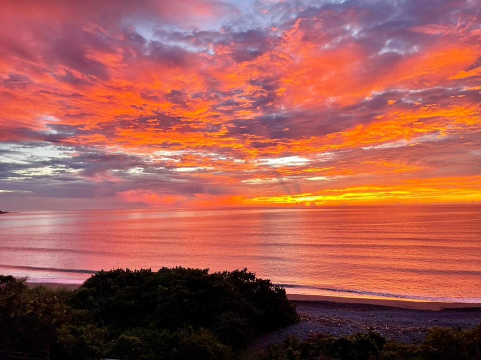 Day, Natural landscape, Beach, Sea view, Sunrise