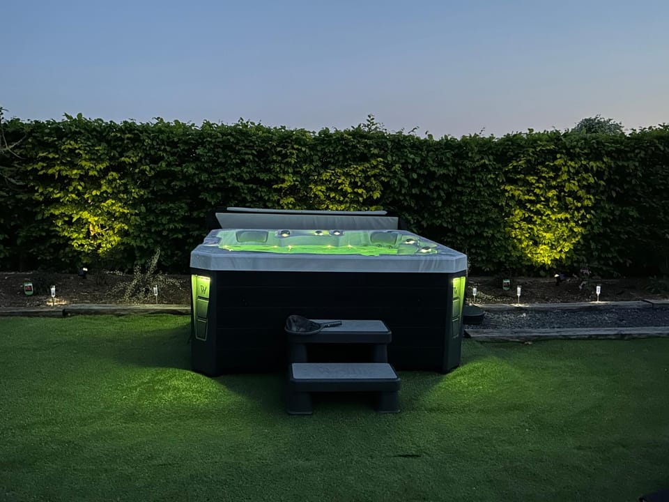 Hot Tub