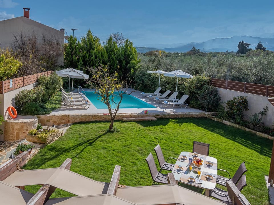 Garden, Garden view, Mountain view, Pool view, Swimming pool
