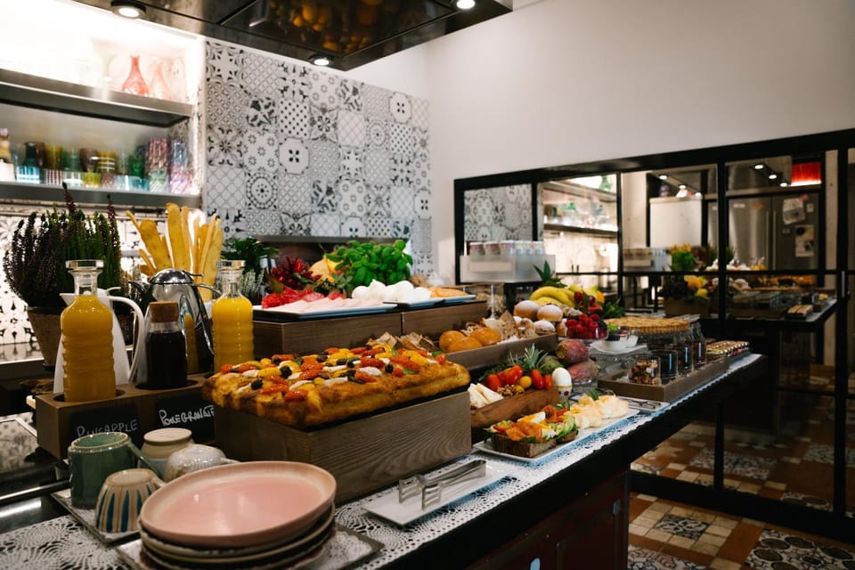 Breakfast, kitchen