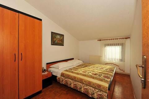 Bed, Bedroom, wardrobe