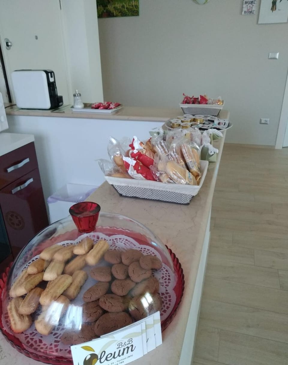 Breakfast, Buffet breakfast