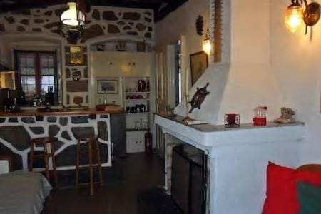 Tramontana Villa in Islands