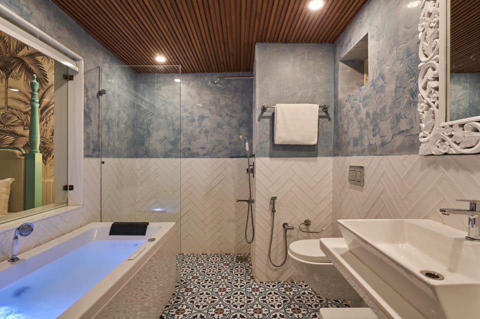 Toilet, Bathroom, Sea view, Sea view, Bath