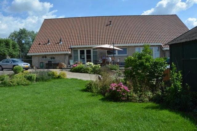 B&B de Oude Hofstee Bed and Breakfast in South Holland (province)
