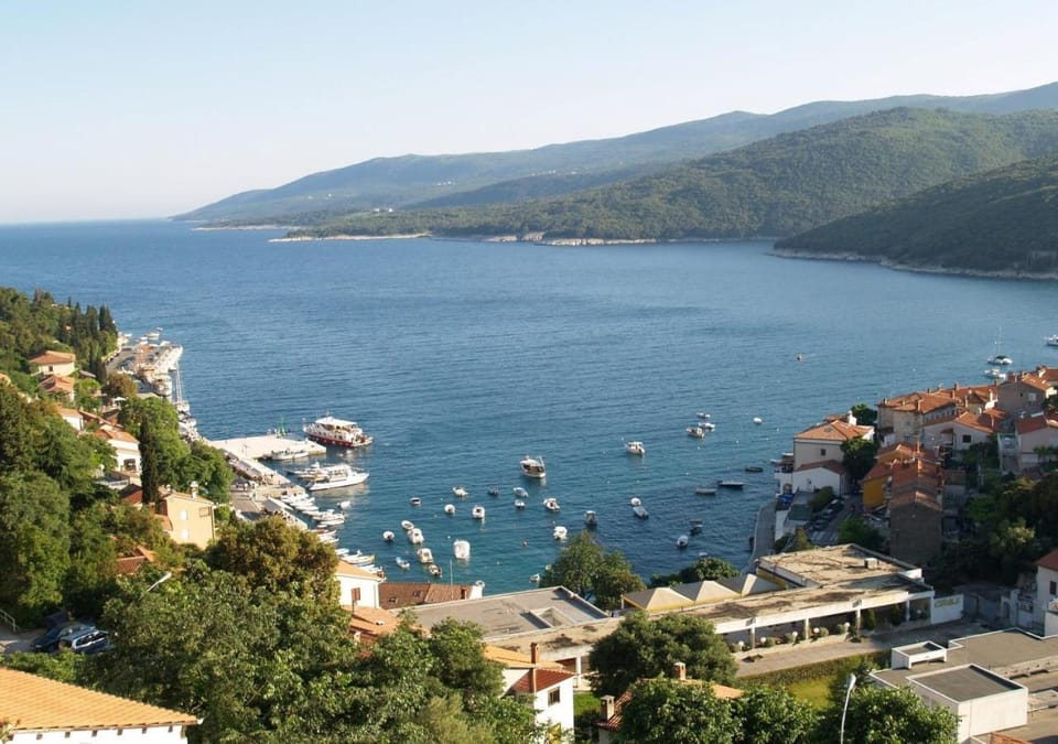 App for 4 persons, beautiful sea view, 15 Apartment in Istria County