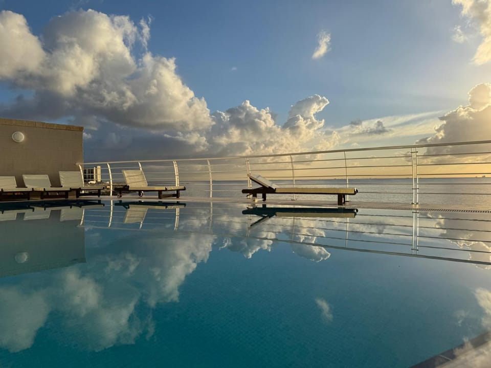 Villa Watersedge Villa in Marsaskala