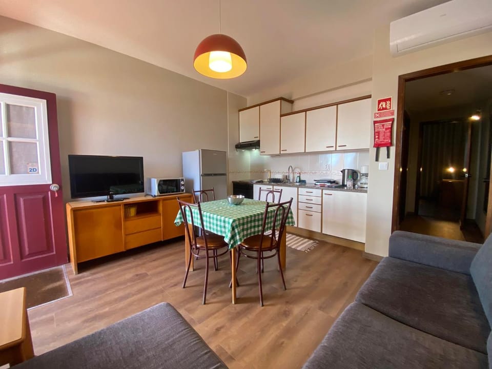Kitchen or kitchenette, Living room, Dining area, Bedroom, minibar, pet friendly, stove