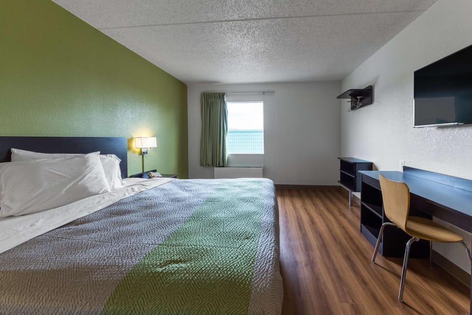 Photo of the whole room, Bedroom, On site