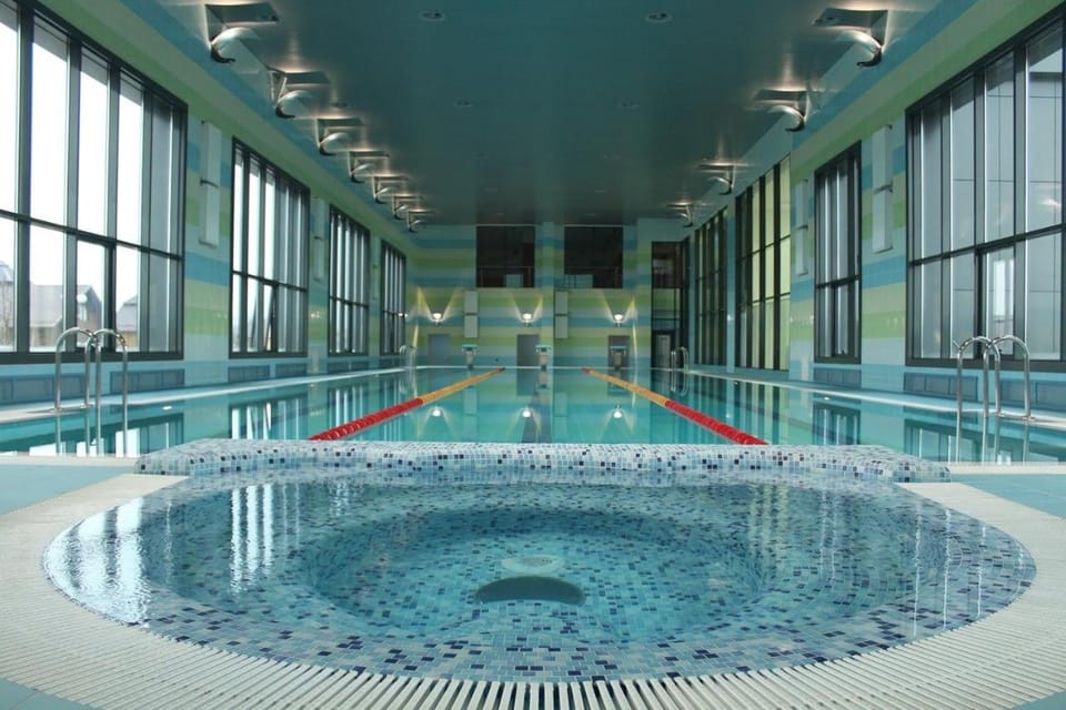 Pool view, Swimming pool