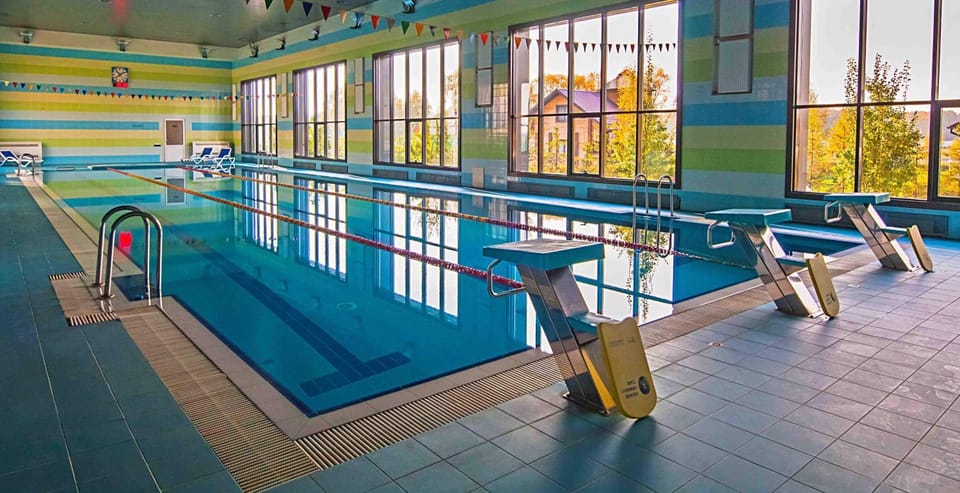 Fitness centre/facilities, Pool view, Swimming pool