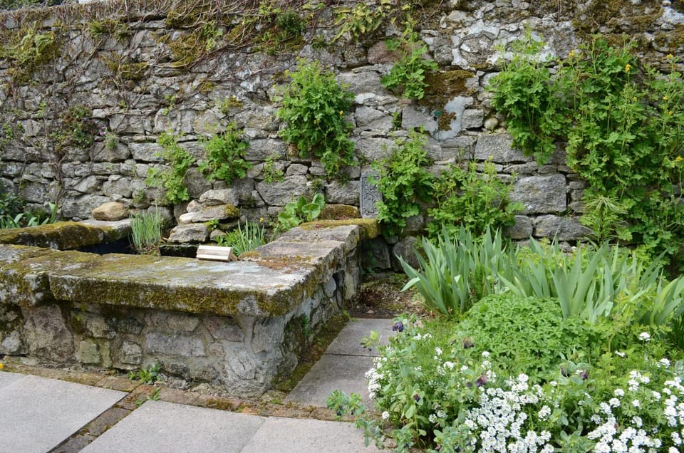 Property building, Garden