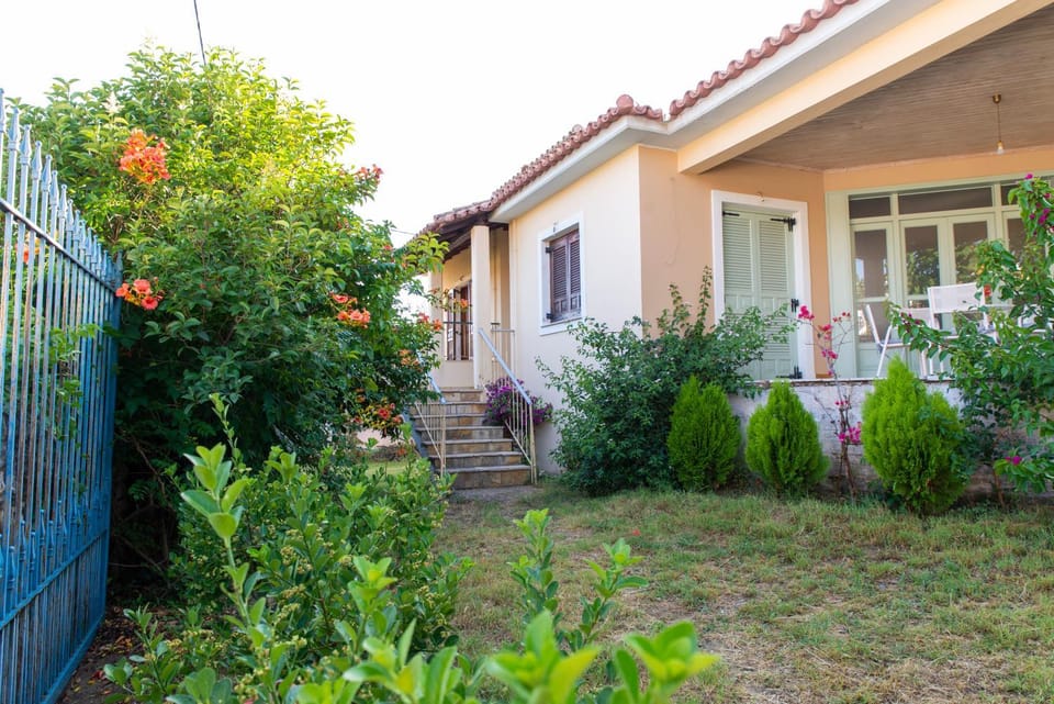 Villa with private garden Villa in Peloponnese Region