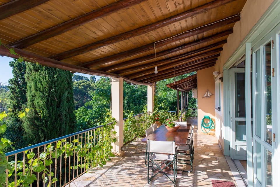 Villa with private garden Villa in Peloponnese Region