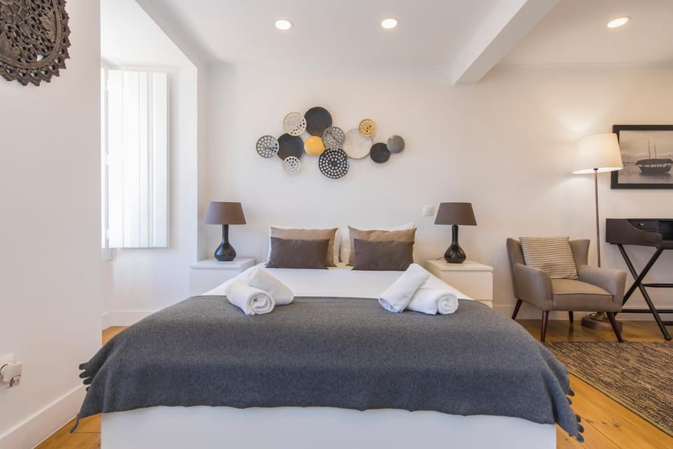 Best Lapa View Apartment in Lisbon