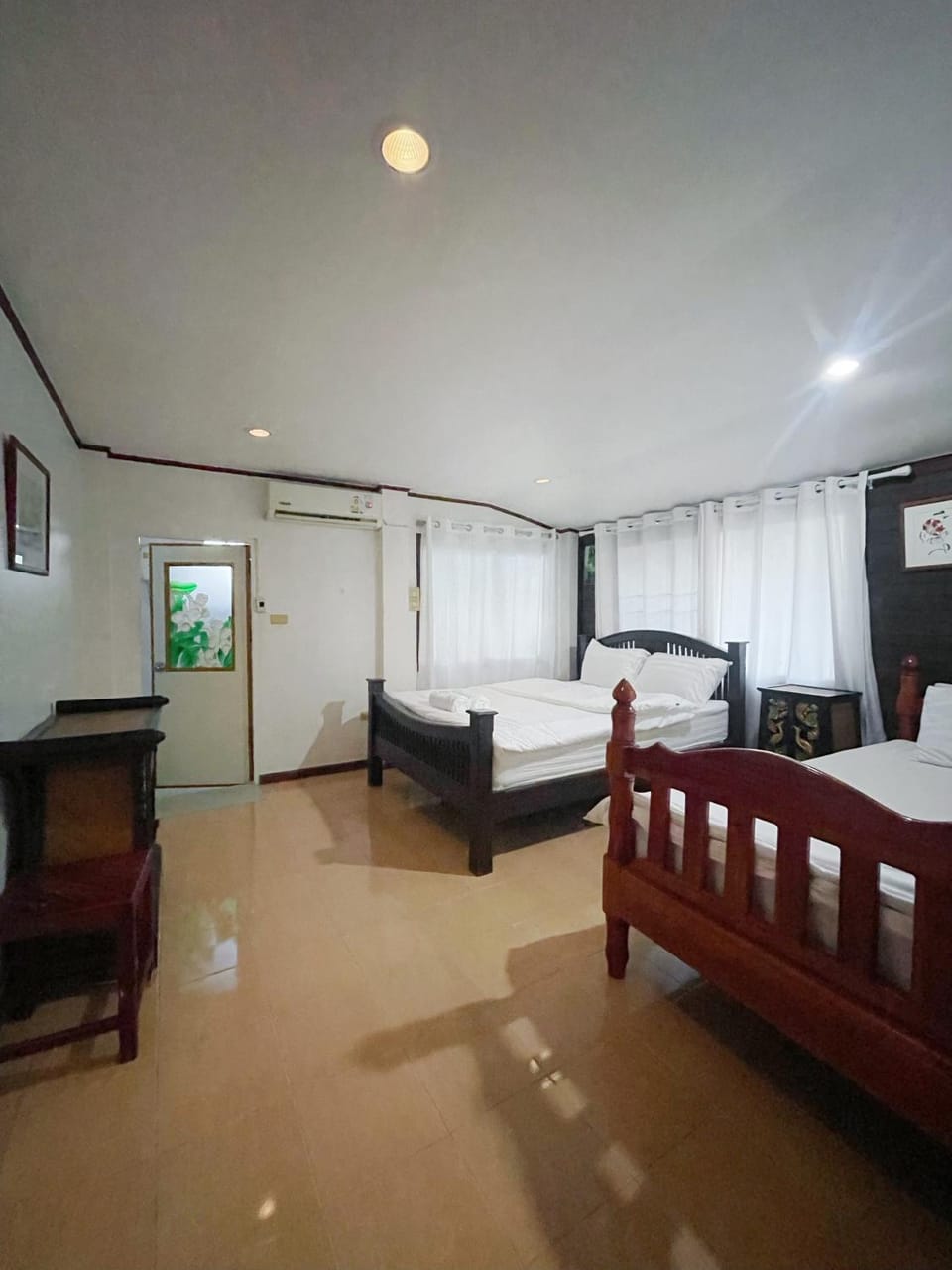 Moradok Thai Guesthouse Bed and Breakfast in Laos