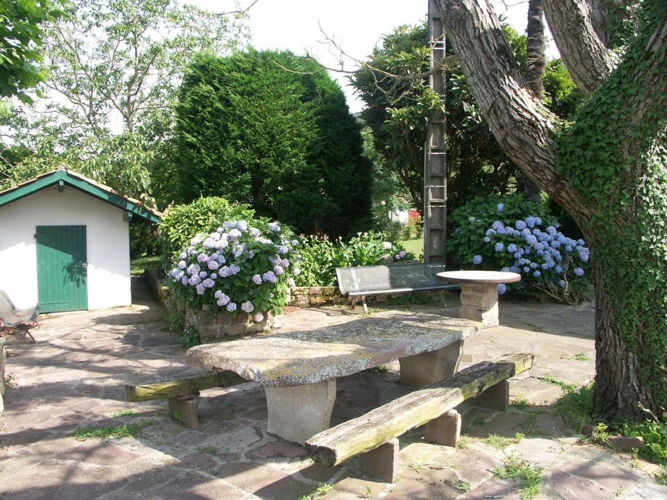 Achafla Baita Hotel in Sare