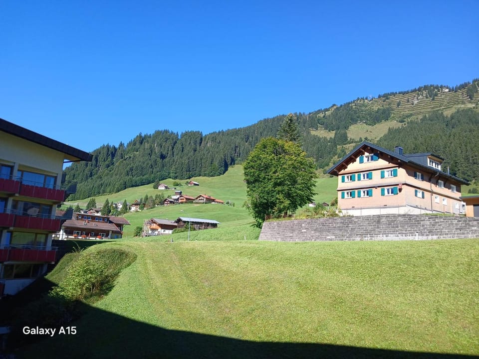 Aparthotel mittelberg mit Schwimmbad Kleinwalsertal Apartment in Oberstdorf
