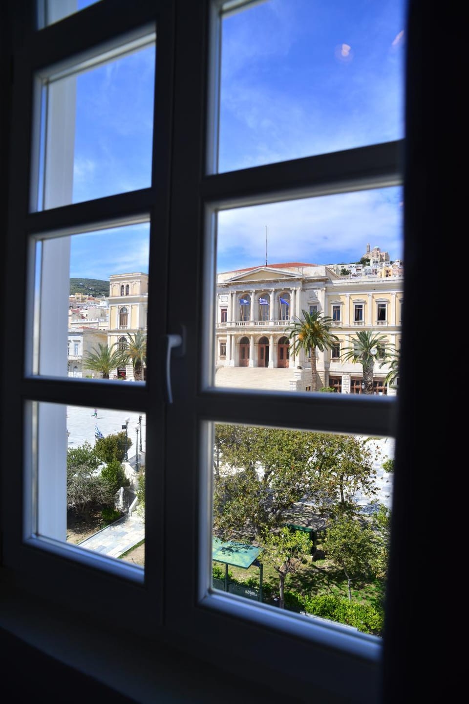 Property building, Nearby landmark, View (from property/room), View (from property/room), City view, City view, Landmark view, Landmark view, Street view, Street view