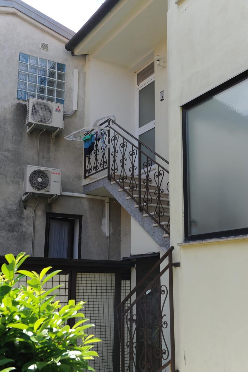 Facade/entrance