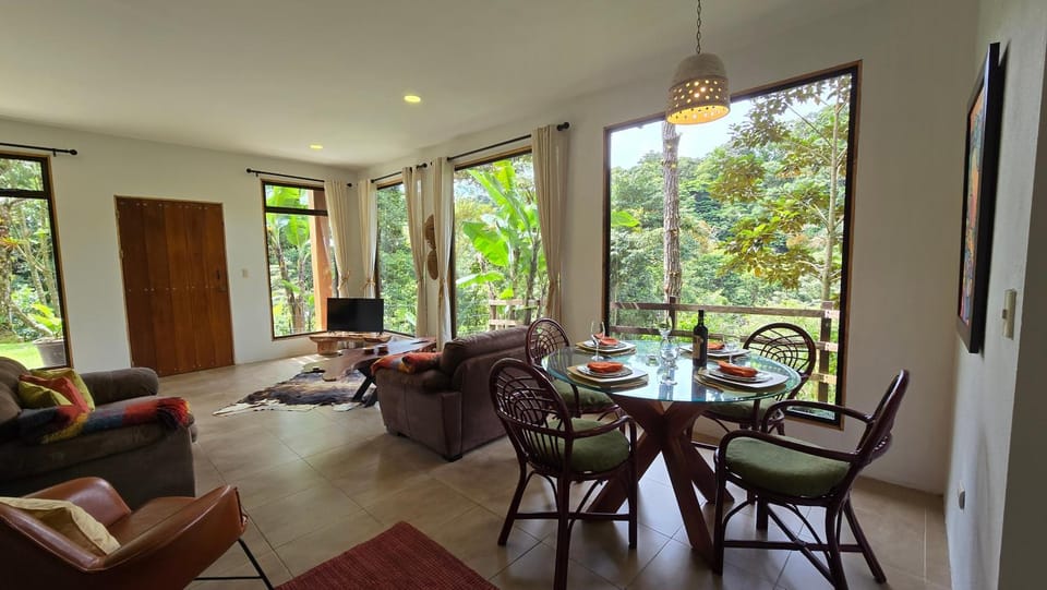Monteverde Casa Mia, near main attractions and town! House in Monteverde