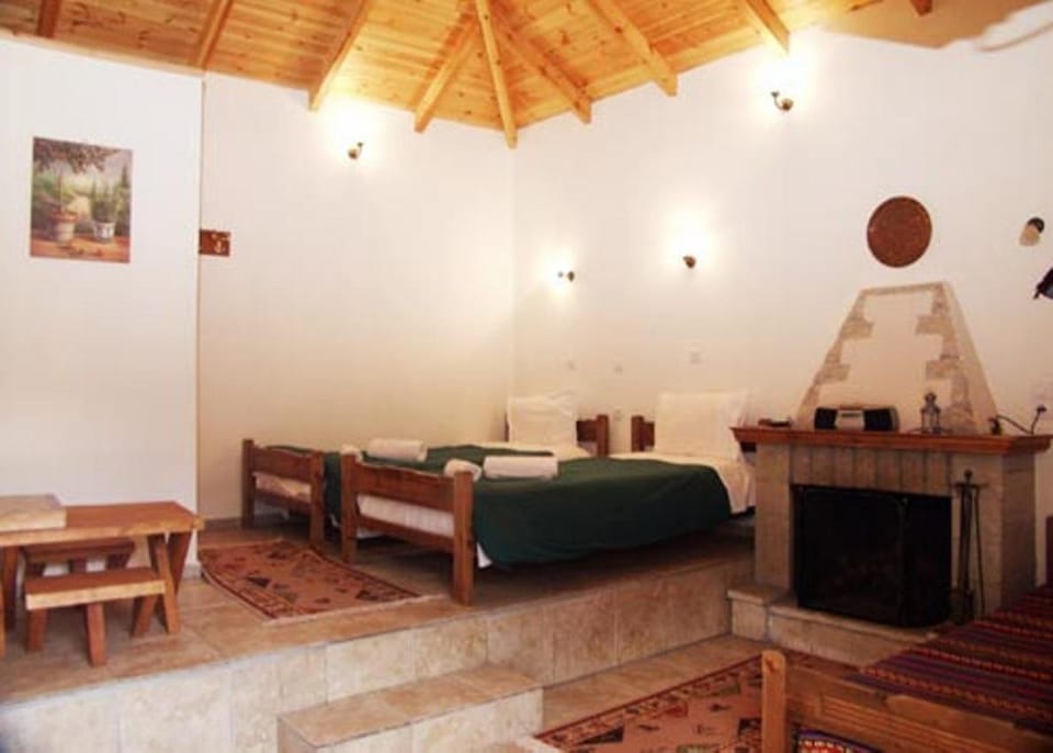Bed, Photo of the whole room