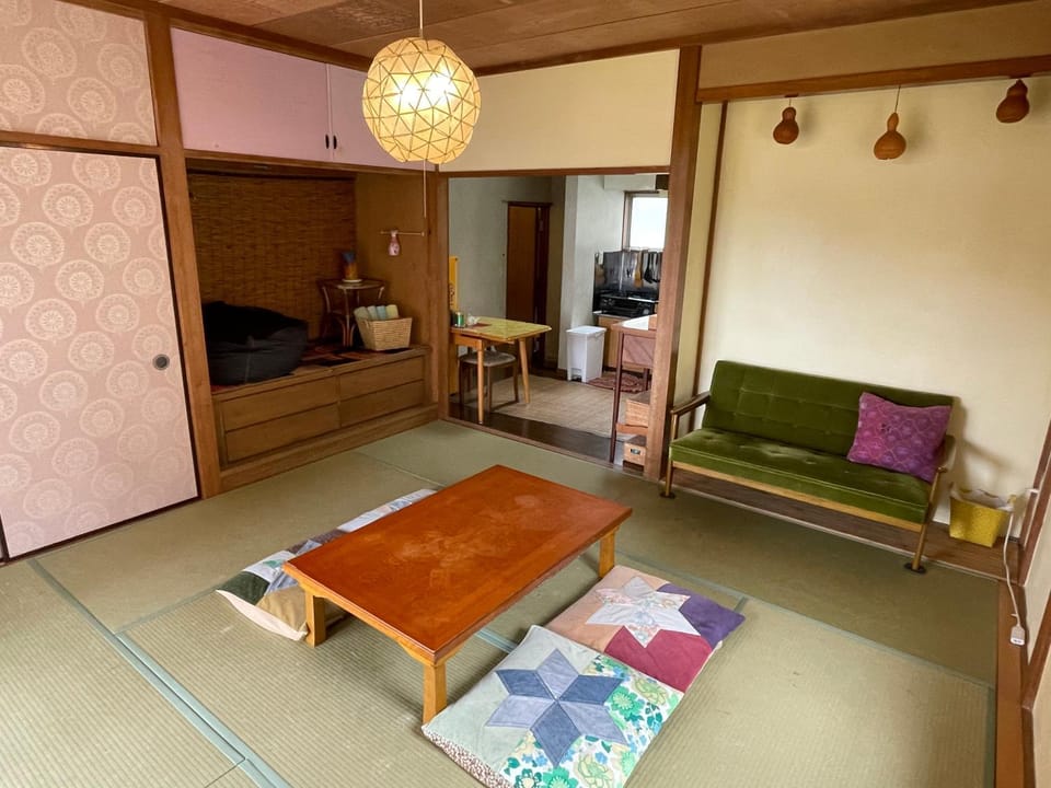 Guesthouse Papaya Bed and Breakfast in Shizuoka Prefecture