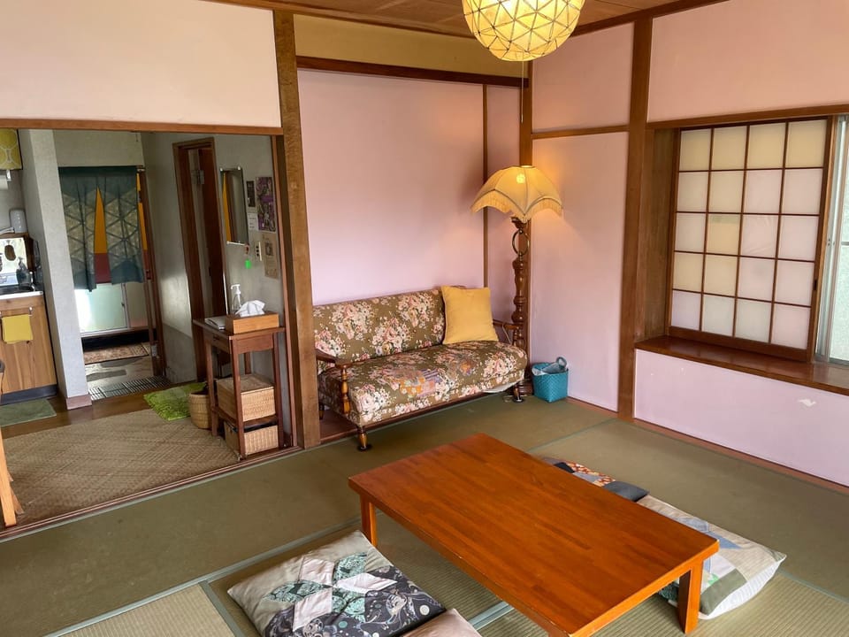 Guesthouse Papaya Bed and Breakfast in Shizuoka Prefecture